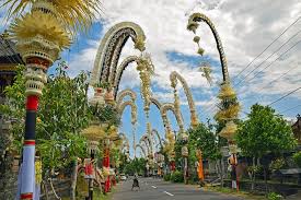 Self-drive around Medan in an SUV, jeep or minivan.