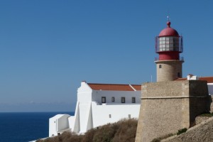 Book SUV and MPV rental today for Coimbra.